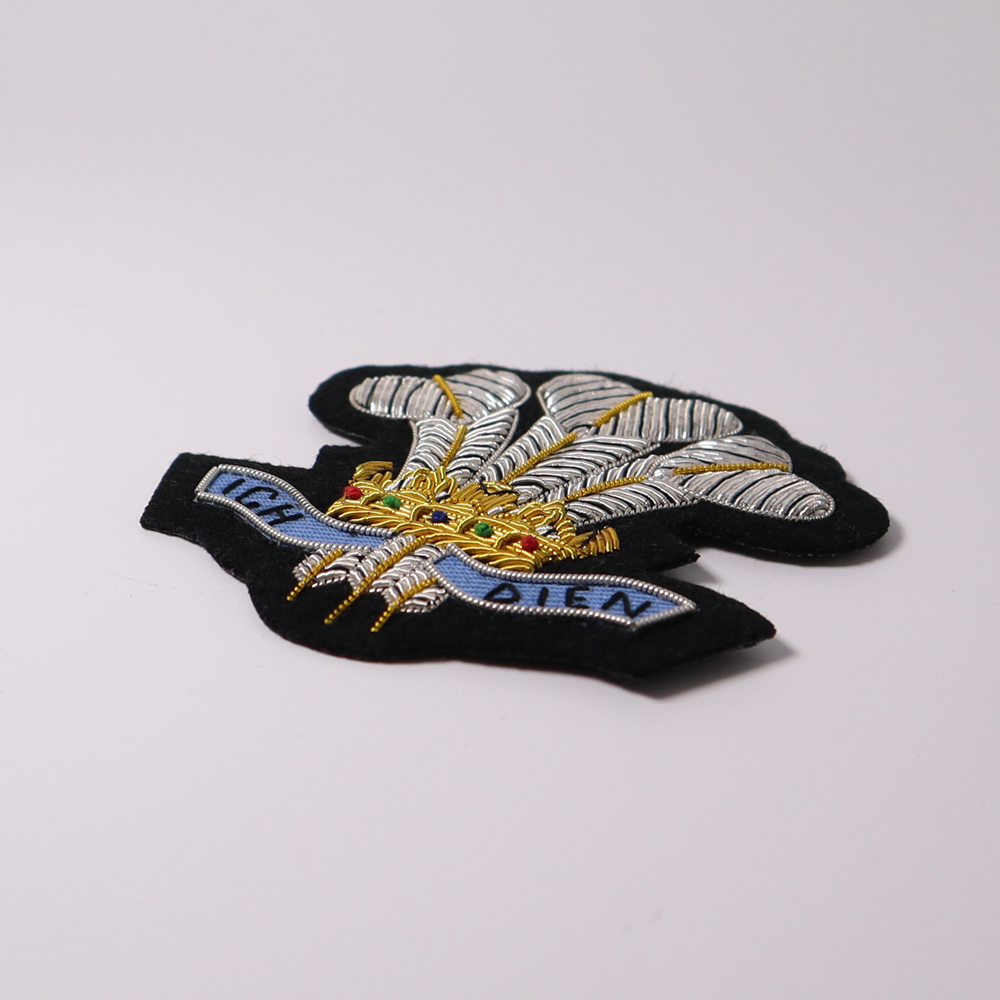 Gold Wire Blazer Badges02