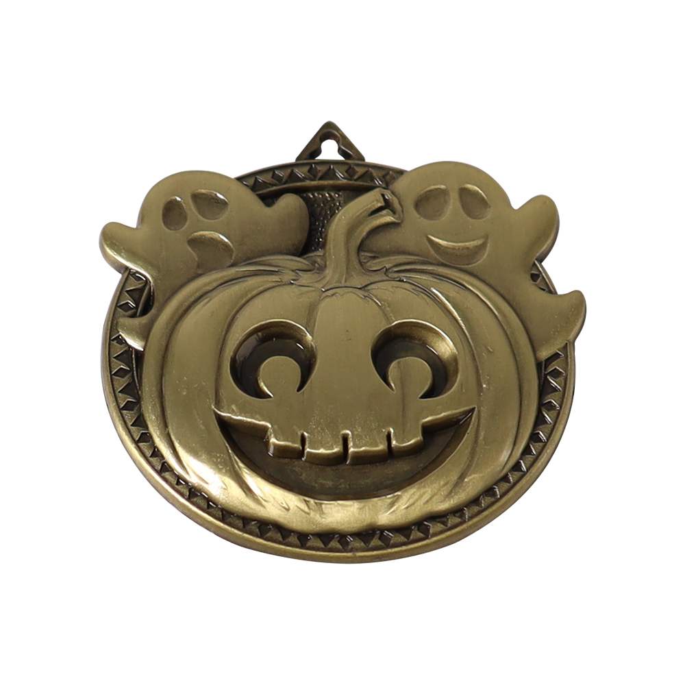 Halloween medal